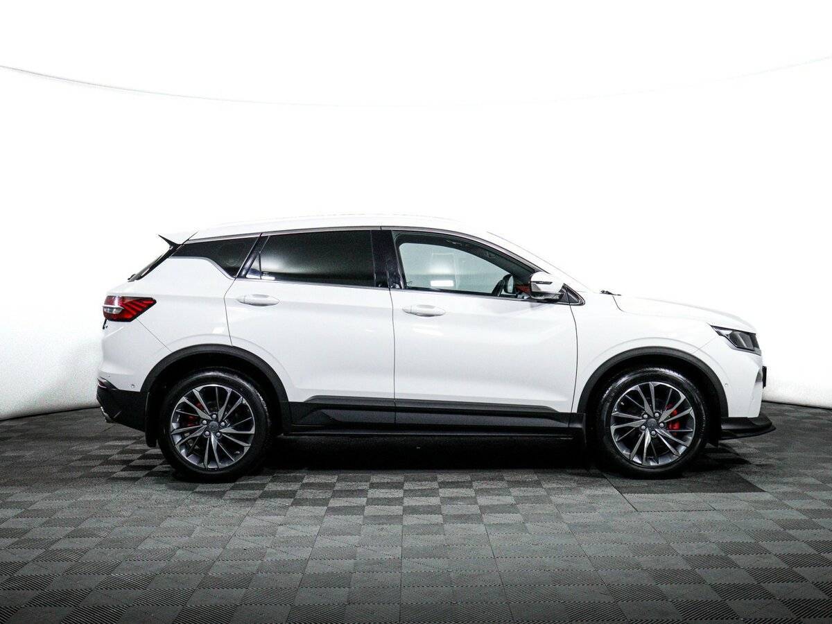 Б/У Джили Кулрэй 2021 года. Фото: #3