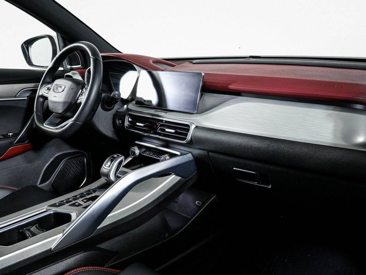 Б/У Джили Кулрэй 2021 года. Фото: #8