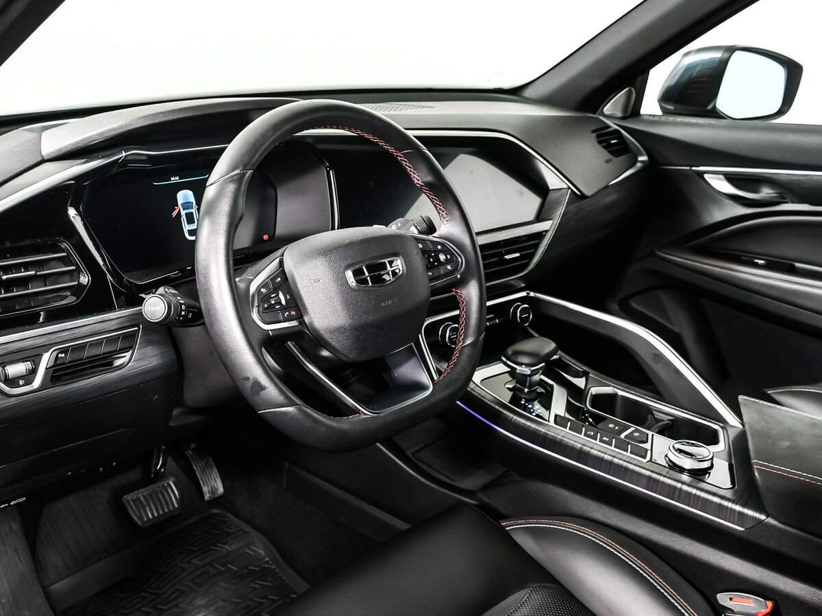 Geely Tugella 2022 года с пробегом. Фото: #11