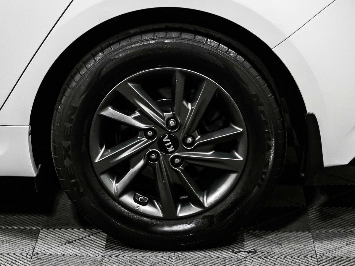 Б/У Киа Оптима 2019 года. Фото: #13