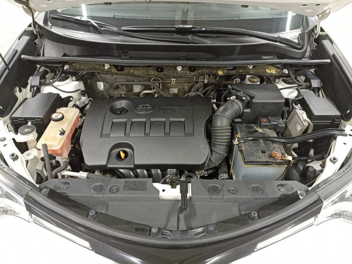 Toyota RAV4 2017 года с пробегом. Фото: #8