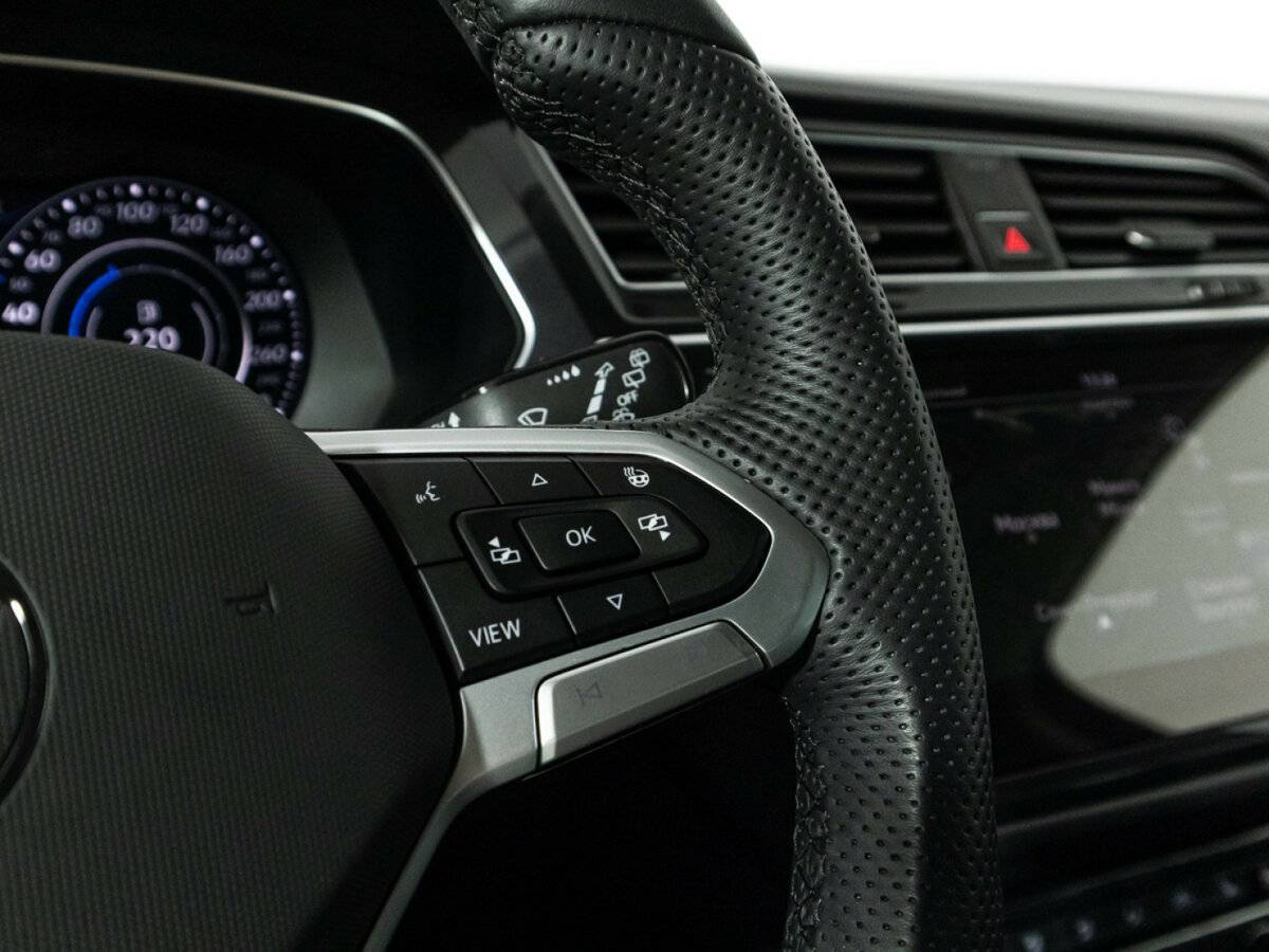Volkswagen Tiguan 2018 года с пробегом. Фото: #23