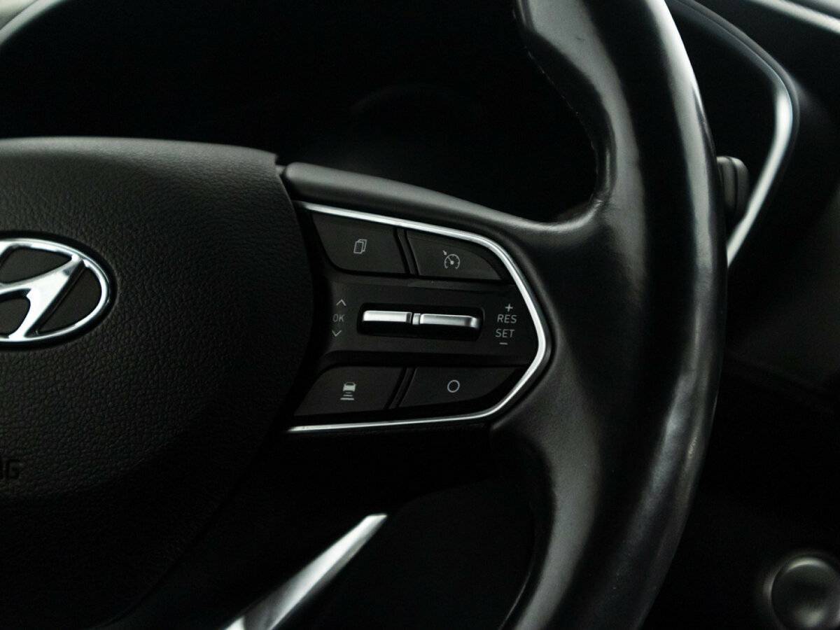 Hyundai Santa Fe 2019 года с пробегом. Фото: #24