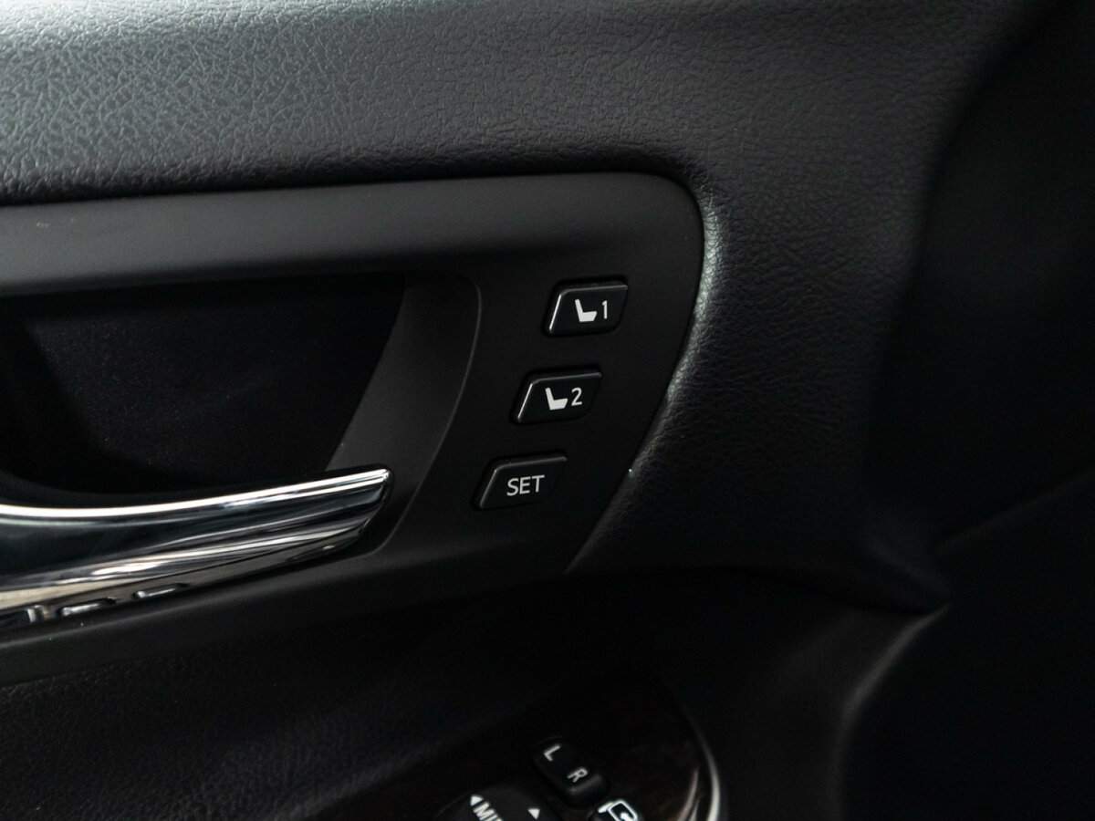 Toyota Camry 2017 года с пробегом. Фото: #15