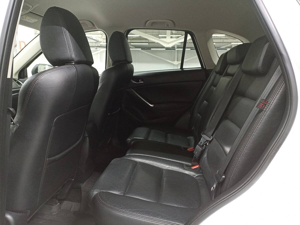 Б/У Мазда Ц-Икс-5 2016 года. Фото: #11