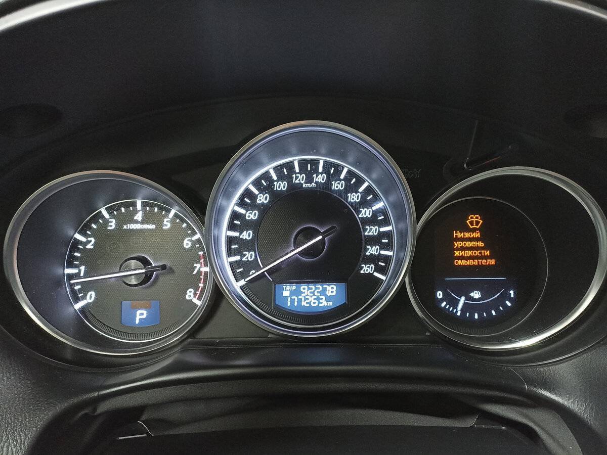 Б/У Мазда Ц-Икс-5 2016 года. Фото: #12