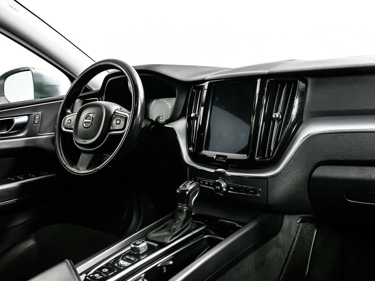 Volvo XC60 2018 года с пробегом. Фото: #8