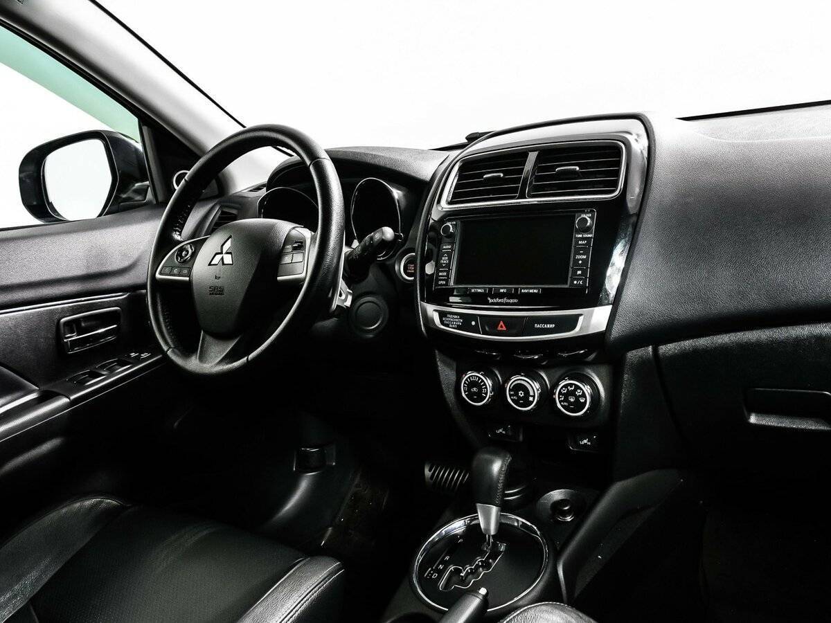 Б/У Митсубиши АС-Икс 2014 года. Фото: #8