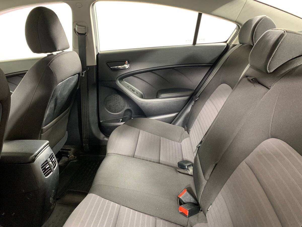 Б/У Киа Церато 2017 года. Фото: #17