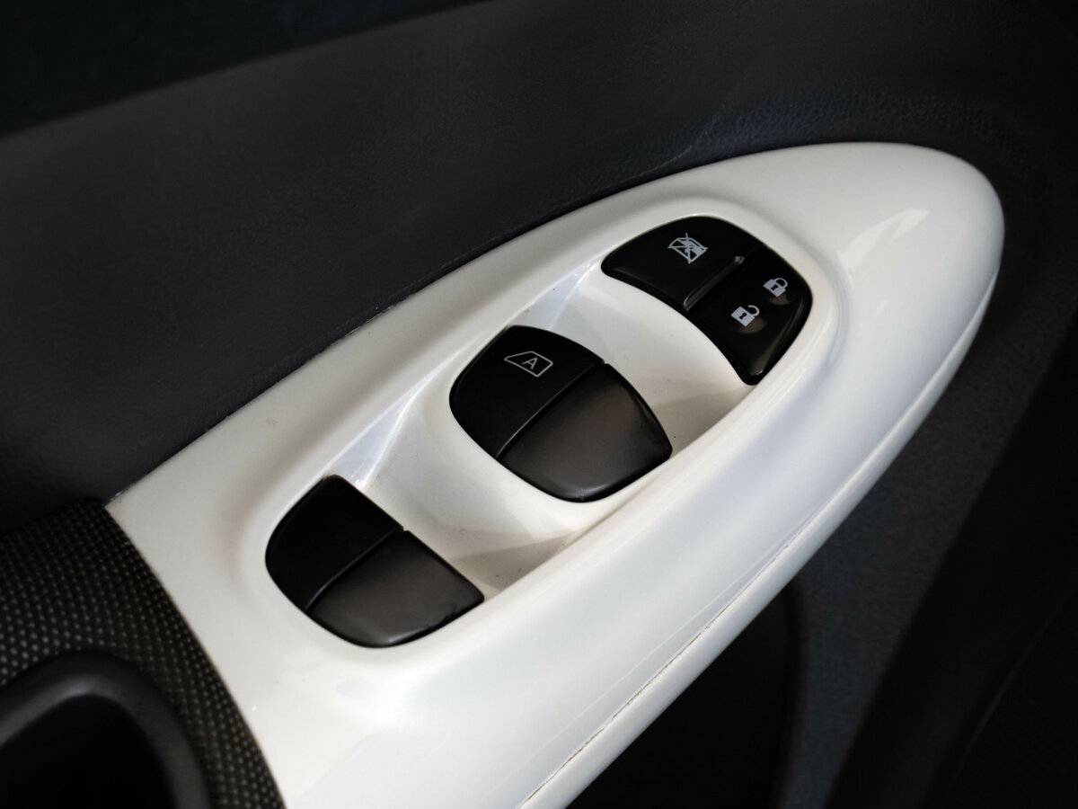 Б/У Ниссан Жук 2012 года. Фото: #17