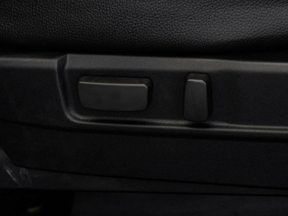 Б/У Митсубиши Оутлэндер 2014 года. Фото: #14