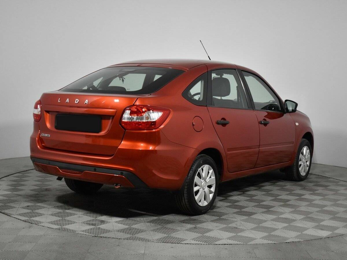 Б/У Лада (ВАЗ) Гранта 2020 года. Фото: #4