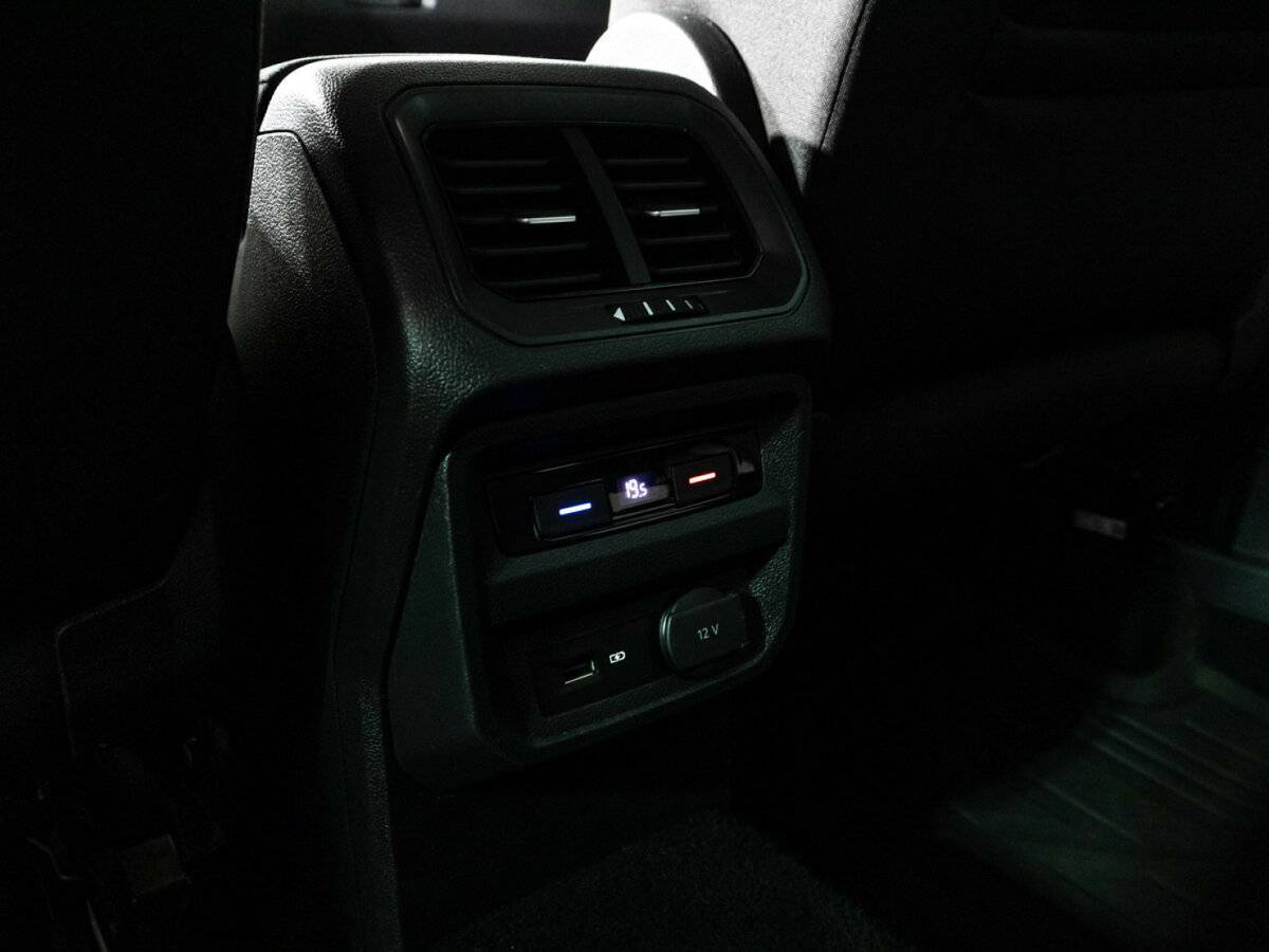Volkswagen Tiguan 2019 года с пробегом. Фото: #19