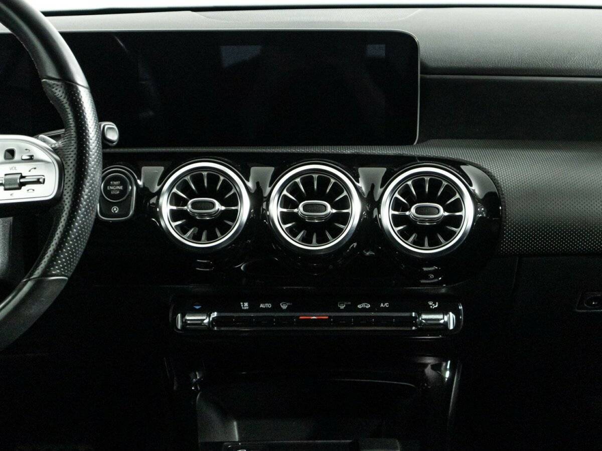 Mercedes-Benz A-Класс 2018 года с пробегом. Фото: #13