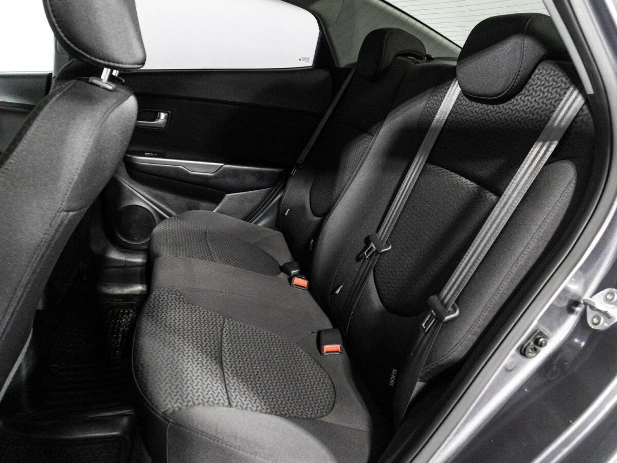 Б/У Киа Рио 2017 года. Фото: #9