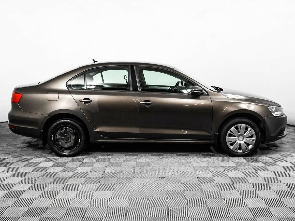 Б/У Фольксваген Джетта 2013 года. Фото: #3