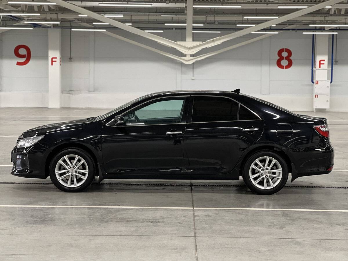 Б/У Тойота Камри 2015 года. Фото: #7