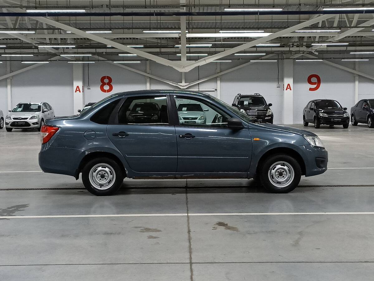 Б/У Лада (ВАЗ) Гранта 2016 года. Фото: #3