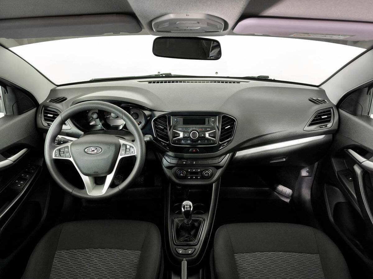 Б/У Лада (ВАЗ) Веста 2021 года. Фото: #13