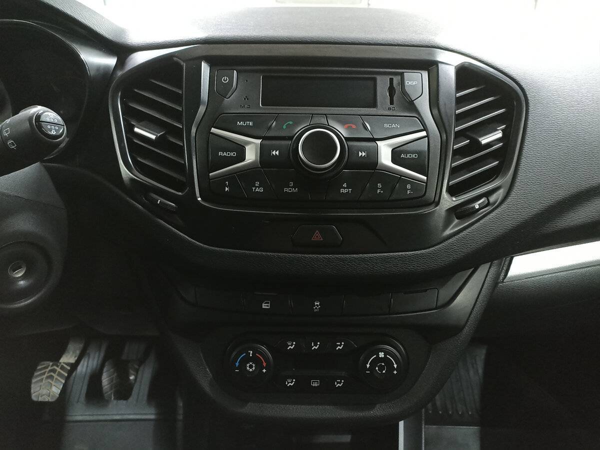 Б/У Лада (ВАЗ) Веста 2020 года. Фото: #14