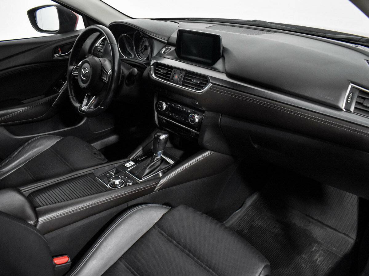 Б/У Мазда 6 2017 года. Фото: #12