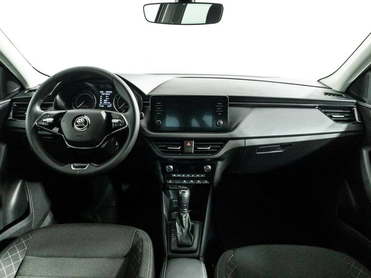 Б/У Шкода Рапид 2021 года. Фото: #12