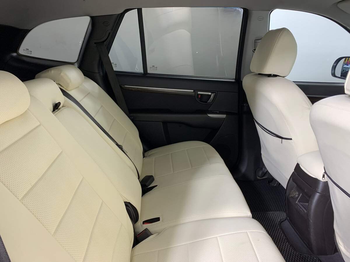 Б/У Хендай Санта Фе 2012 года. Фото: #16