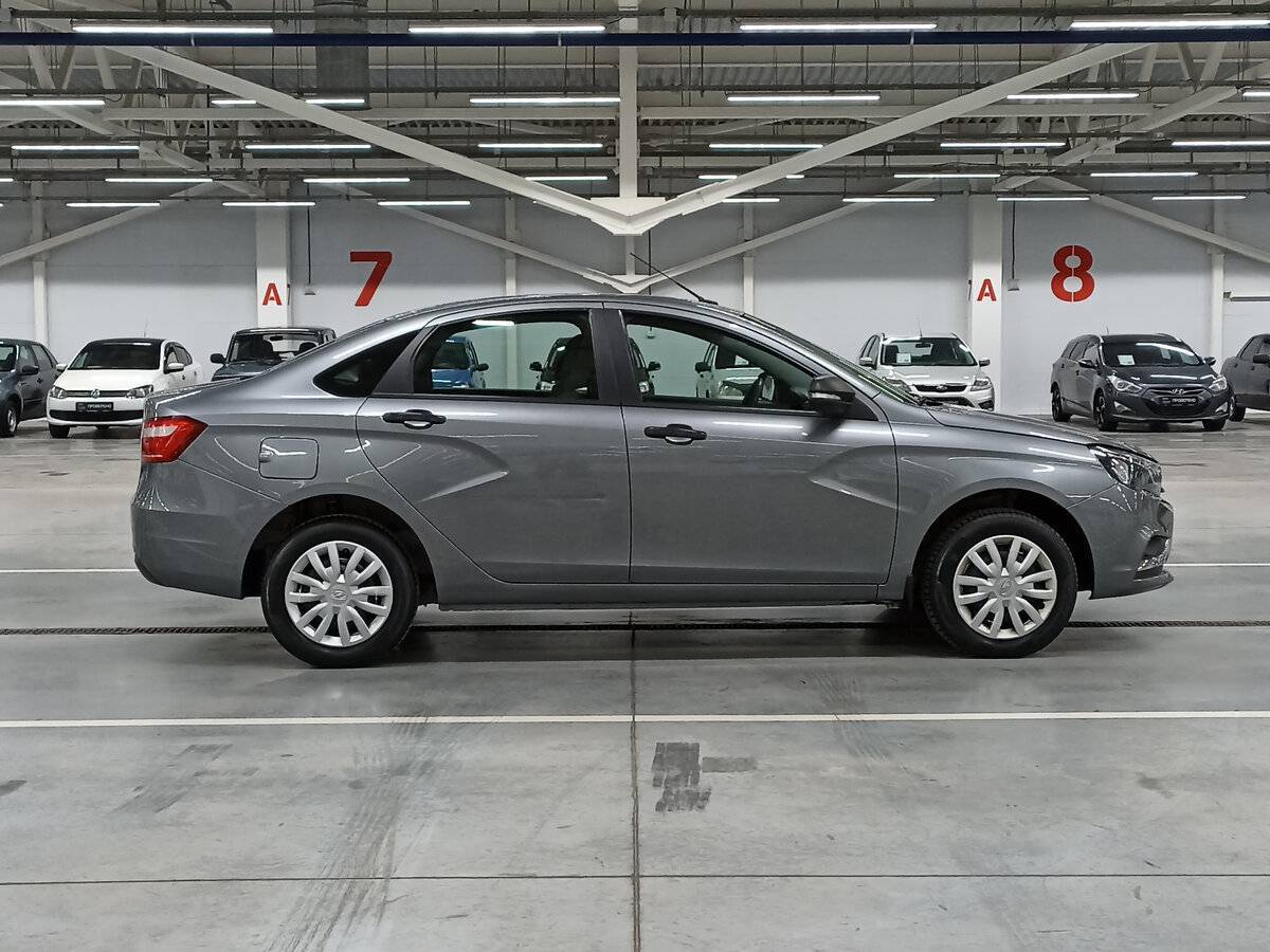 Б/У Лада (ВАЗ) Веста 2016 года. Фото: #3