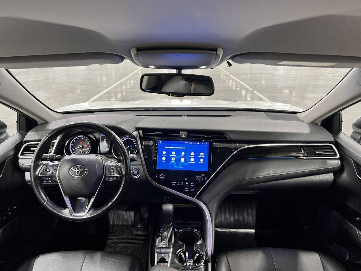 Toyota Camry 2018 года с пробегом. Фото: #13