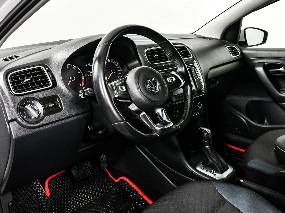 Б/У Фольксваген Поло 2020 года. Фото: #11