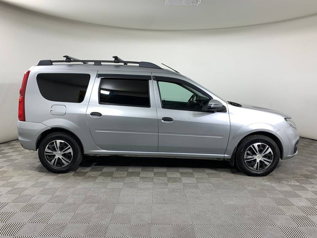 Б/У Лада (ВАЗ) Ларгус 2021 года. Фото: #3