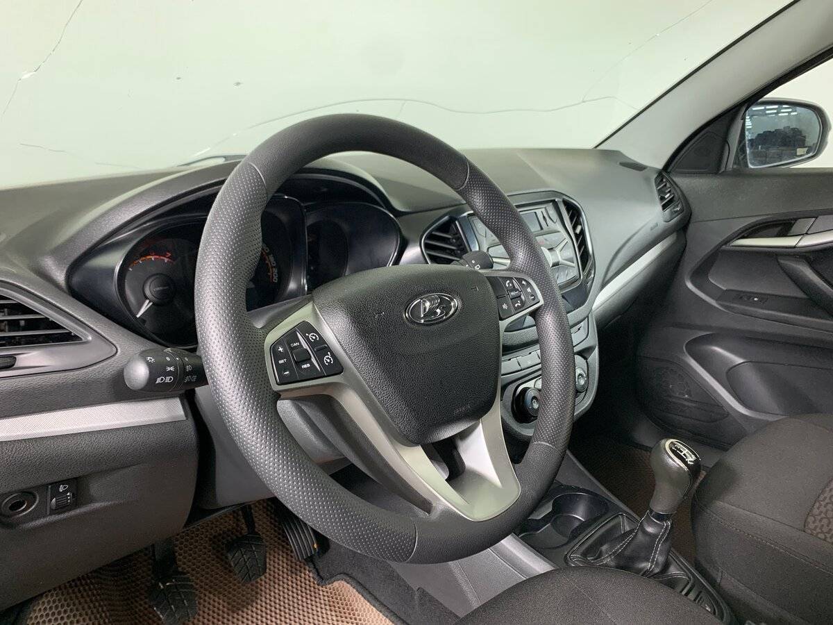 Б/У Лада (ВАЗ) Веста 2018 года. Фото: #10