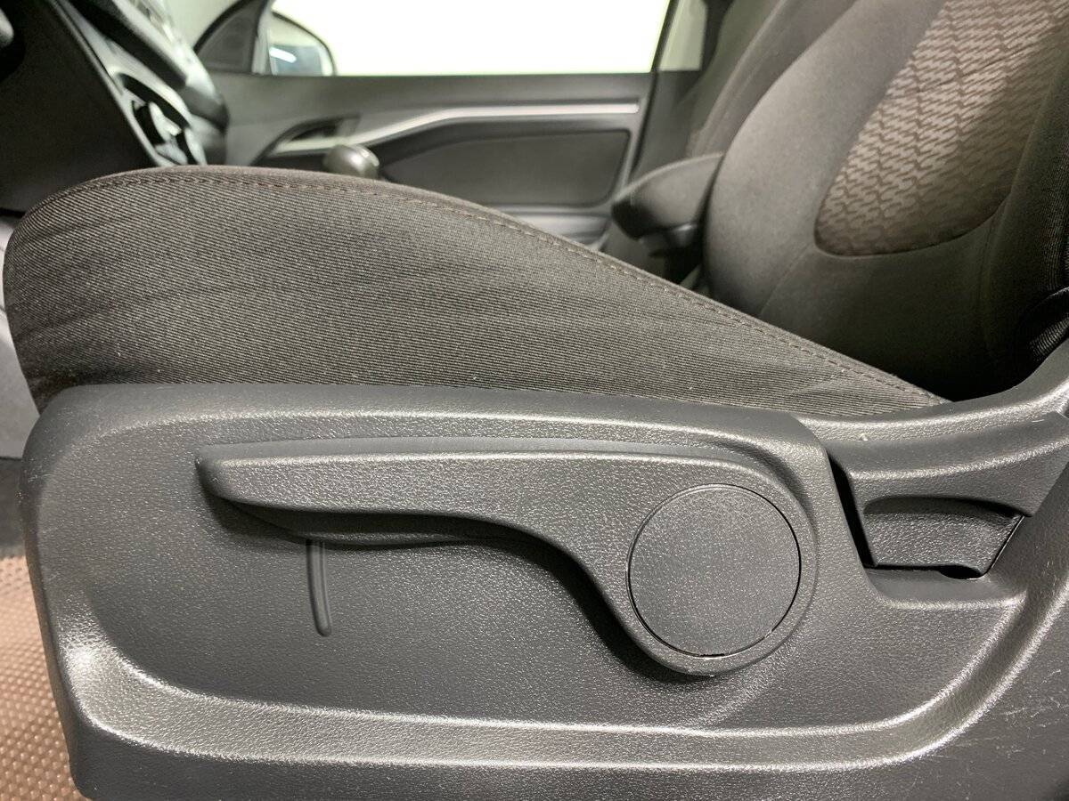 Б/У Лада (ВАЗ) Веста 2018 года. Фото: #15