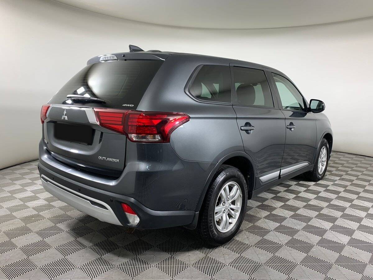 Mitsubishi Outlander 2019 года с пробегом. Фото: #4