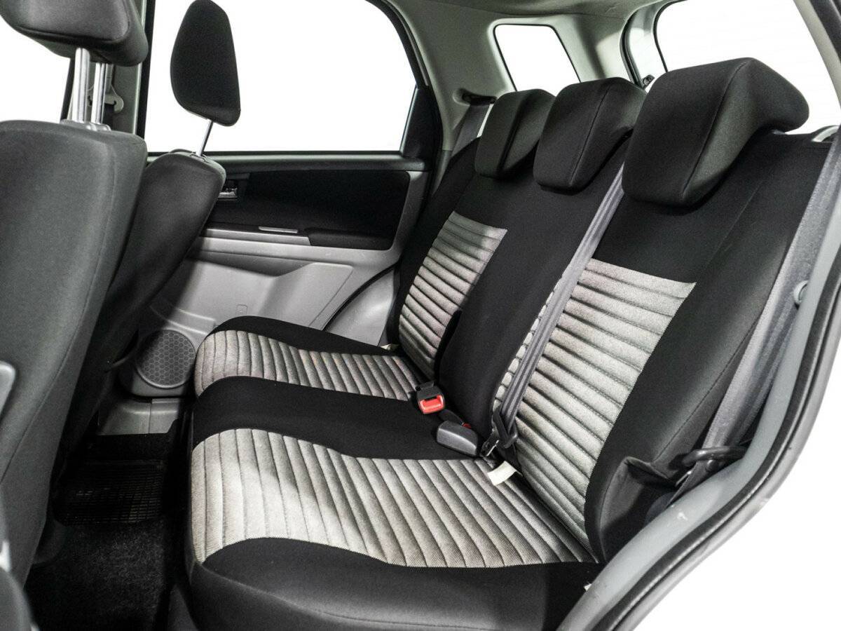 Б/У Сузуки С-Икс4 2013 года. Фото: #5