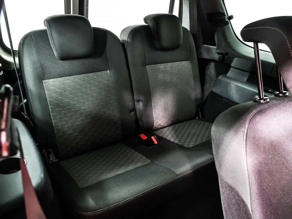 Б/У Лада (ВАЗ) Ларгус 2021 года. Фото: #13