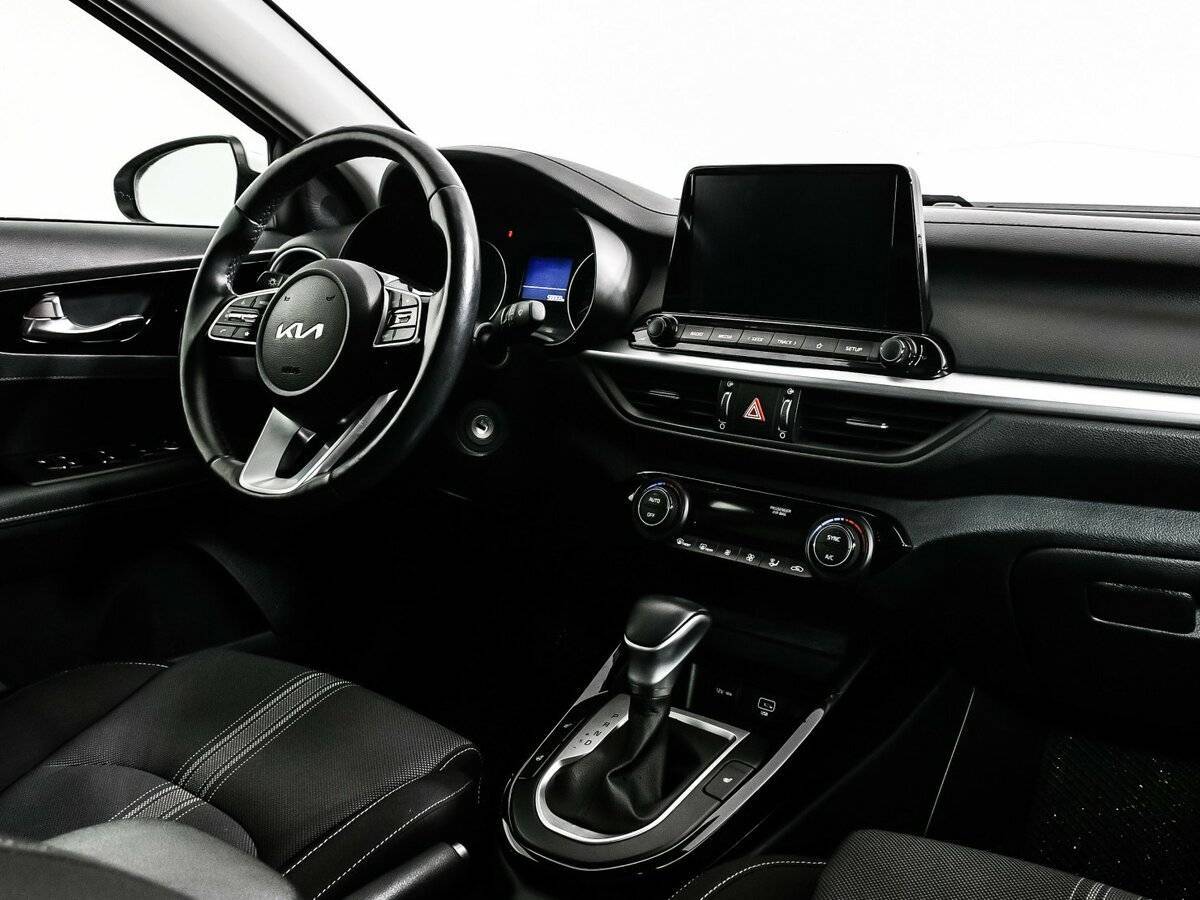 Kia Cerato 2022 года с пробегом. Фото: #8