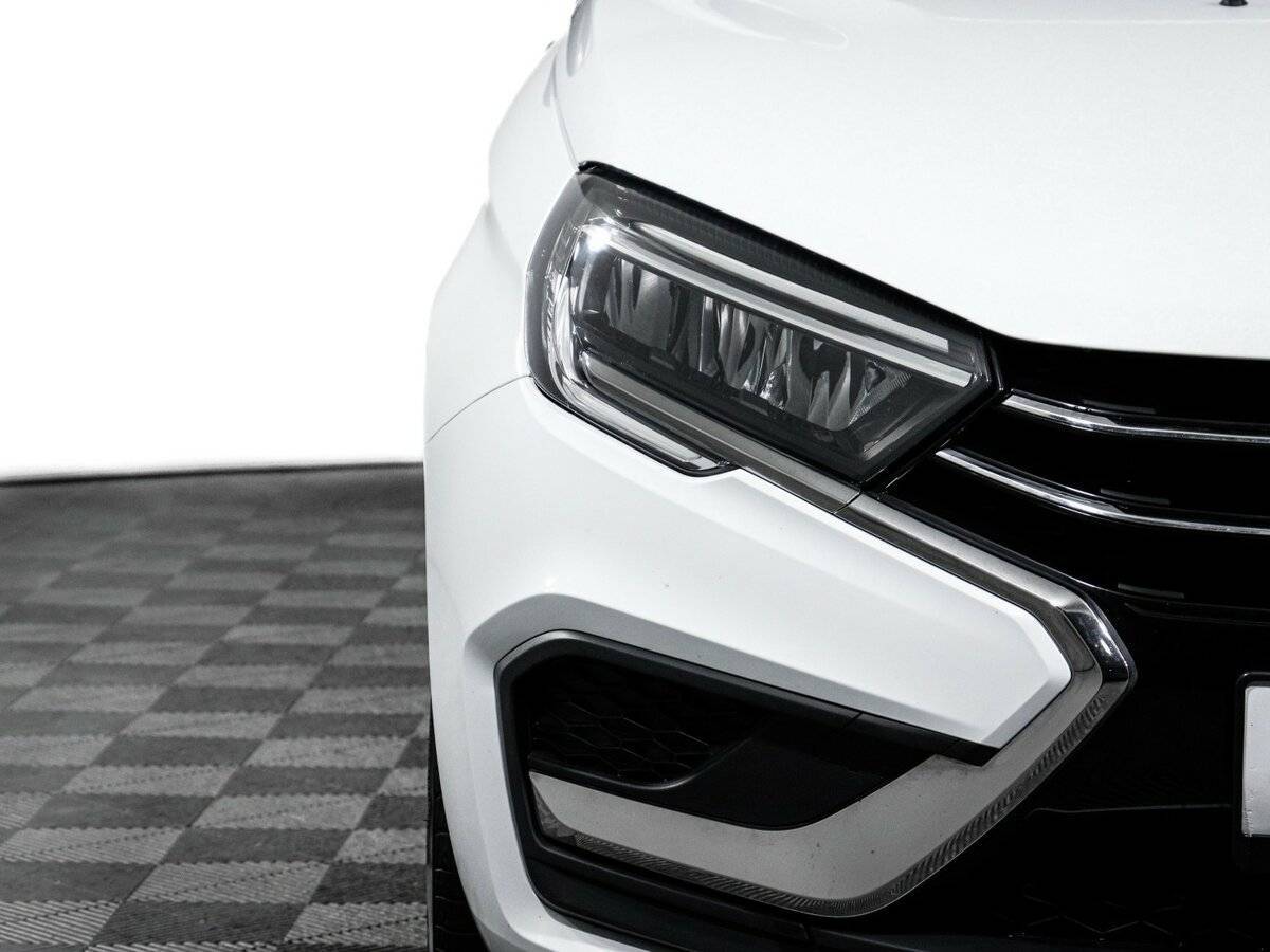 Lada (ВАЗ) Vesta 2023 года с пробегом. Фото: #17