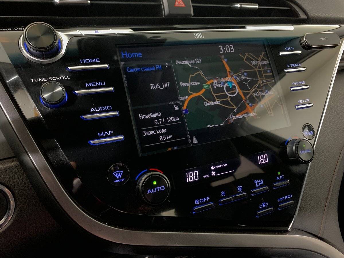 Toyota Camry 2018 года с пробегом. Фото: #14