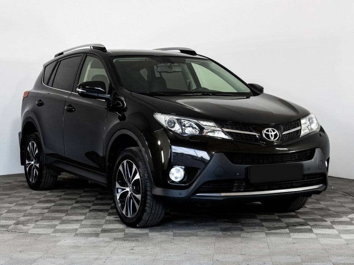 Toyota RAV4 2015 года с пробегом. Фото: #2