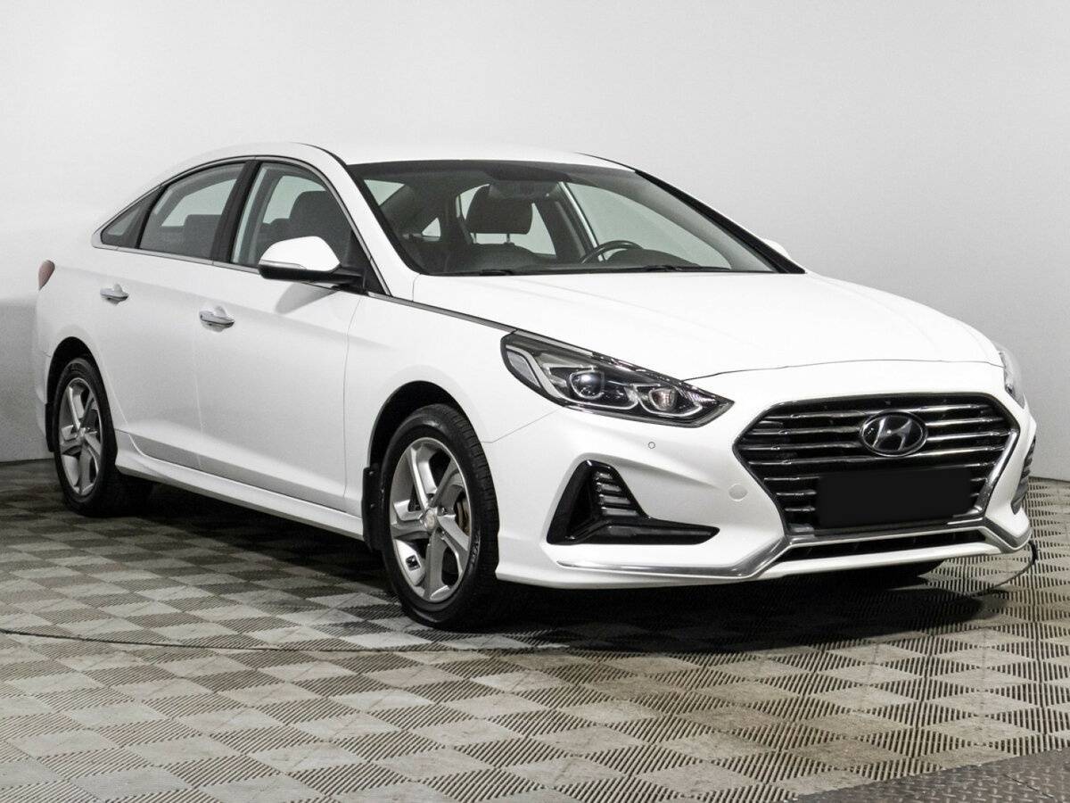 Hyundai Sonata 2019 года с пробегом. Фото: #2