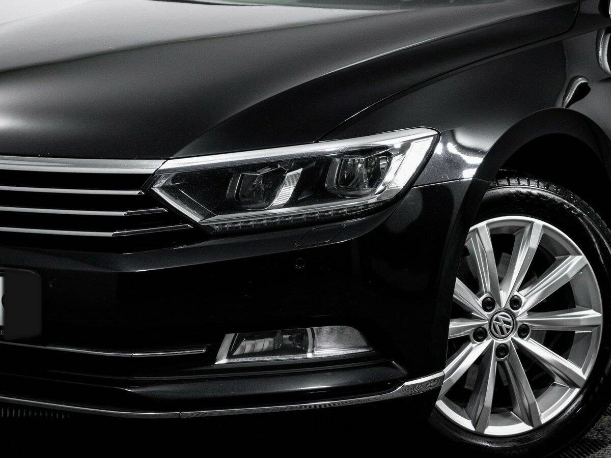 Volkswagen Passat 2019 года с пробегом. Фото: #16