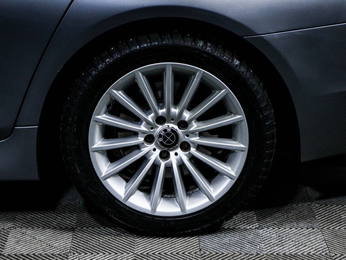 BMW 5 серии 2012 года с пробегом. Фото: #14