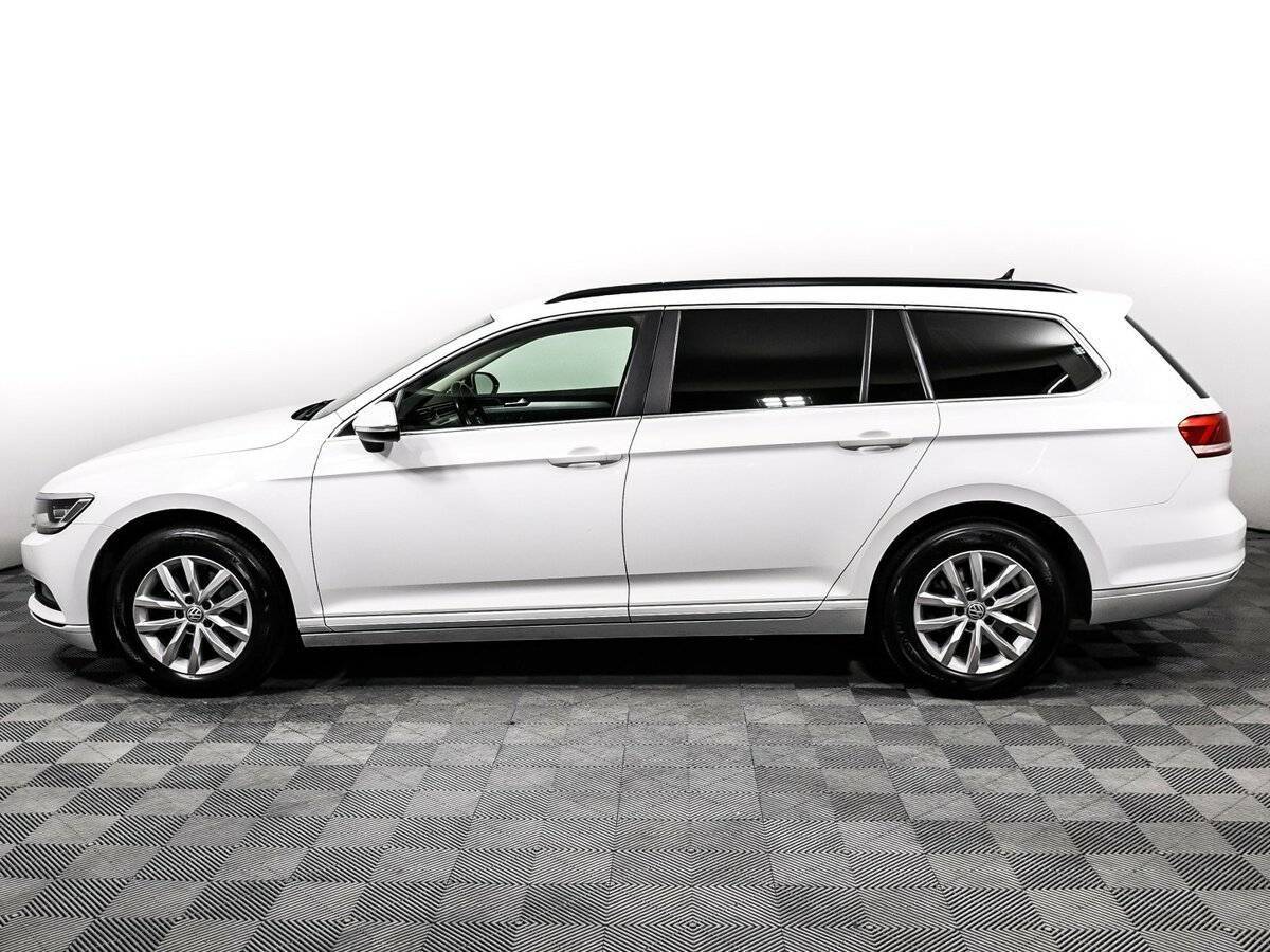 Volkswagen Passat 2018 года с пробегом. Фото: #7