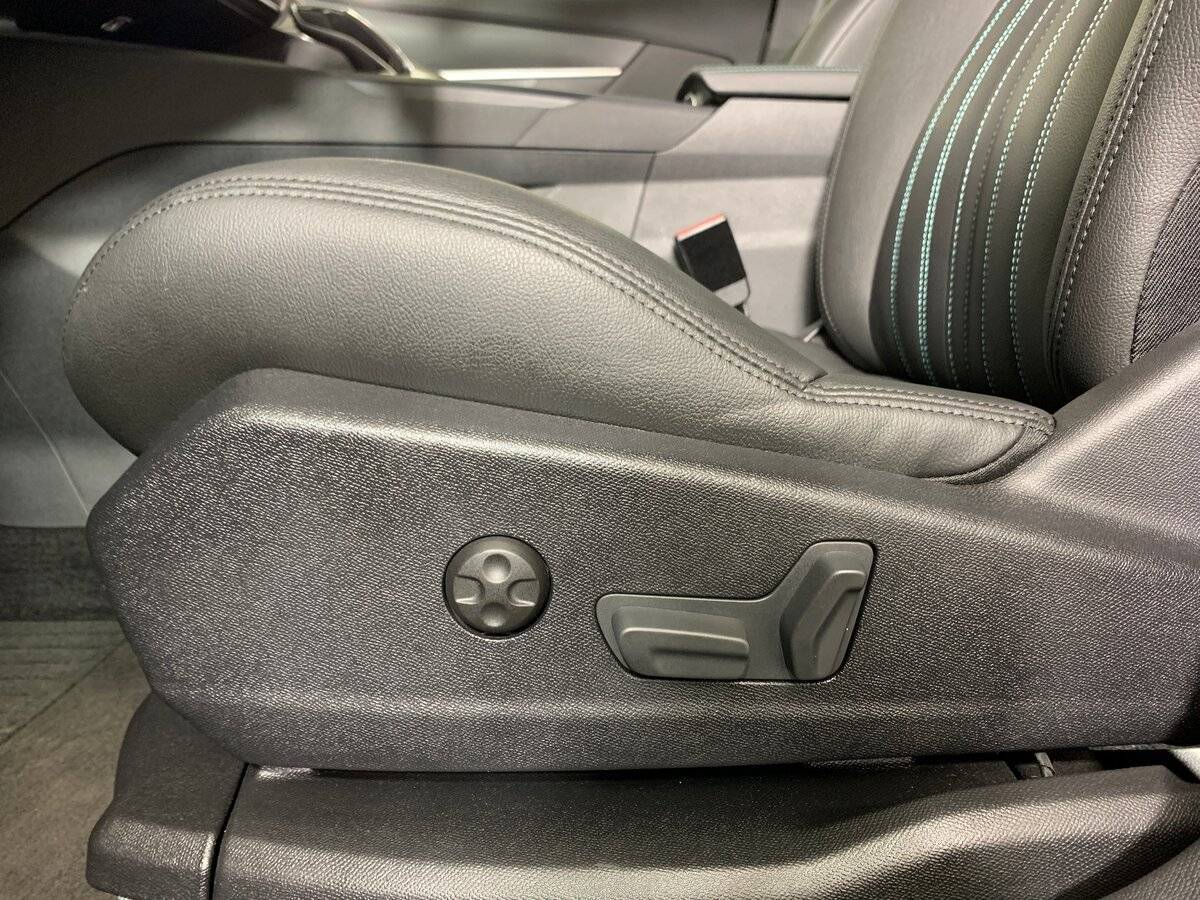 Peugeot 4008 2023 года с пробегом. Фото: #15