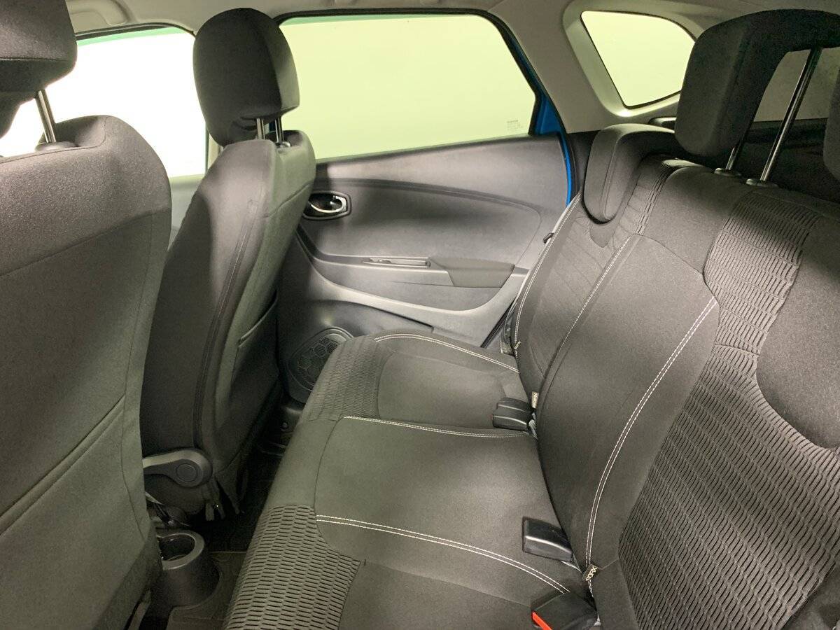 Б/У Рено Каптюр 2016 года. Фото: #17