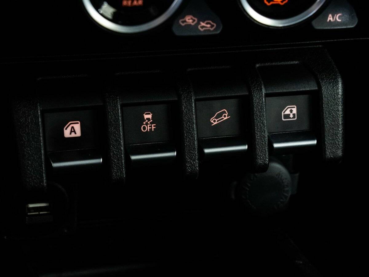 Suzuki Jimny 2021 года с пробегом. Фото: #18