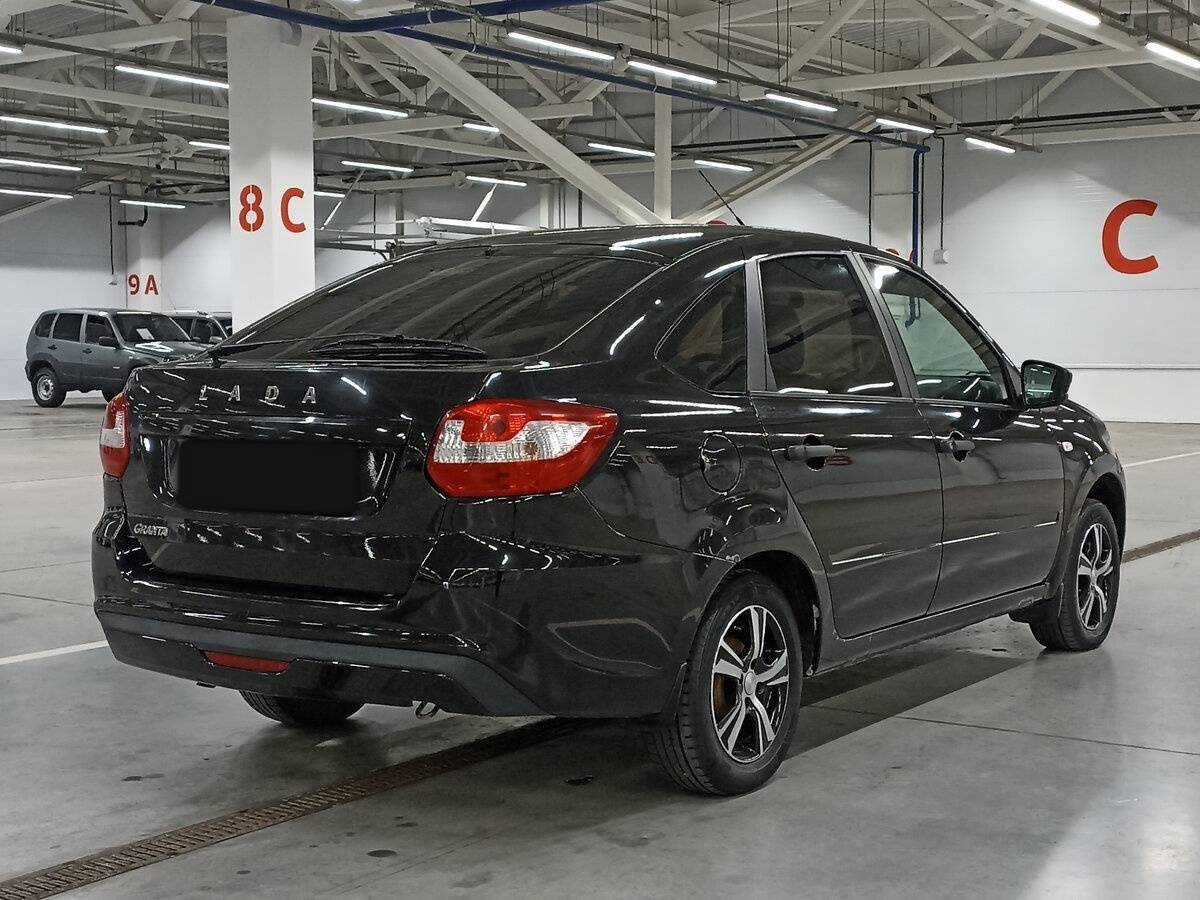 Б/У Лада (ВАЗ) Гранта 2018 года. Фото: #4