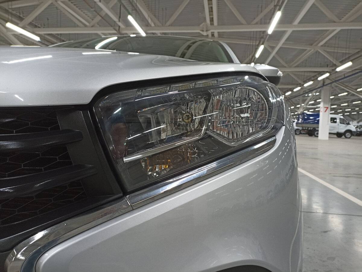 Б/У Лада (ВАЗ) ИКСРЭЙ 2019 года. Фото: #16