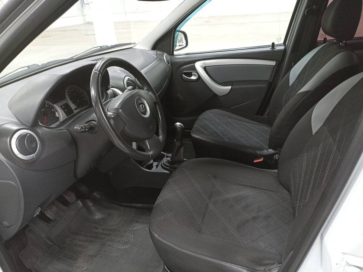 Б/У Лада (ВАЗ) Ларгус 2017 года. Фото: #15